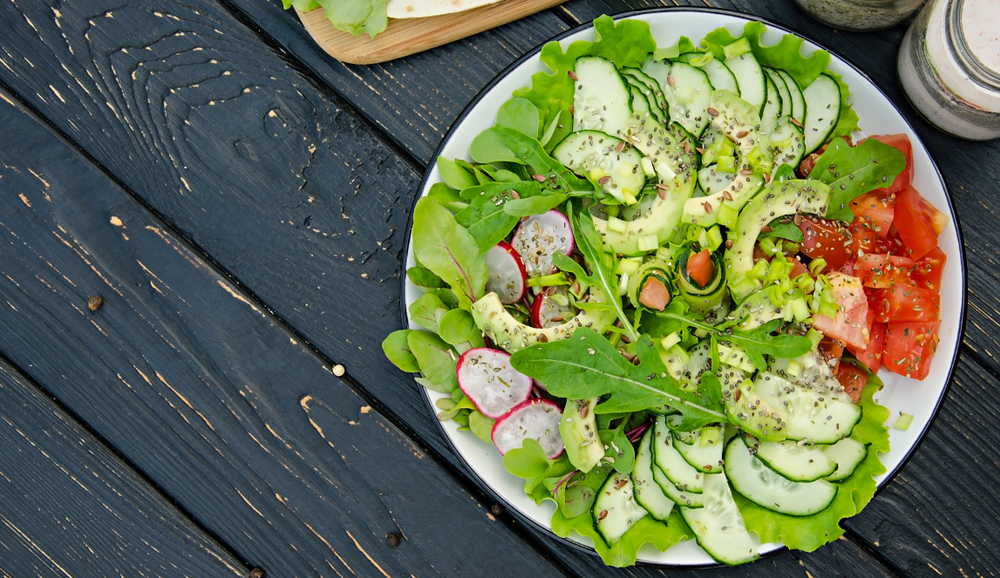 Warzywa i owoce z niską zawartością węglowodanów – które najlepiej wybierać do  posiłków na diecie ketogennej.